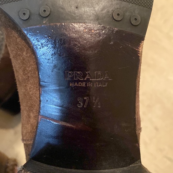 Prada brown suede sz 7 boots - Picture 3 of 4